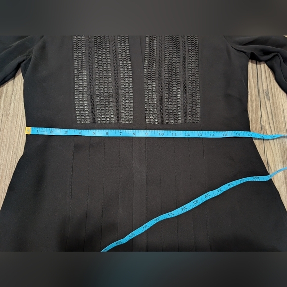 Vince Size 8, 100% Silk, Black Long‎ Sleeve Dress, Button Down, Lattice Bib - Picture 10 of 13